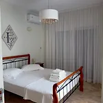 Luxe Livadia, 10 Personen *