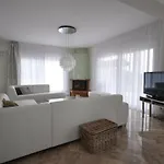 Luxe Livadia, 10 Personen *