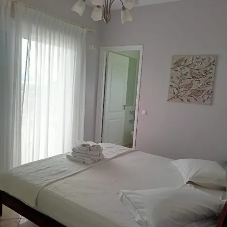 Luxe Livadia, 10 Personen Villa Kandia