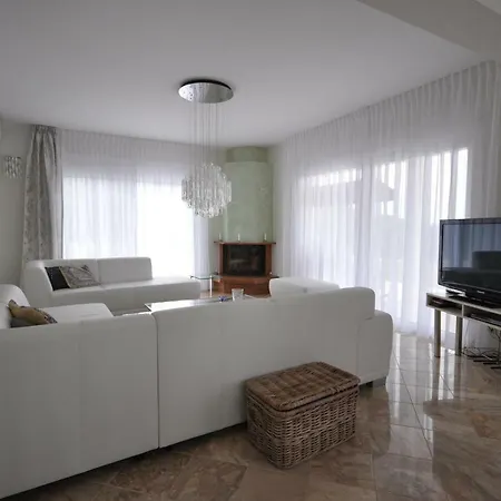 Luxe Livadia, 10 Personen *