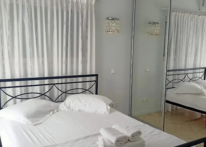 Luxe Livadia, 10 Personen * Kandia