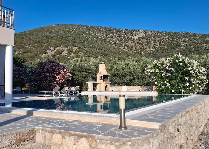 Luxe Livadia, 10 Personen Villa *