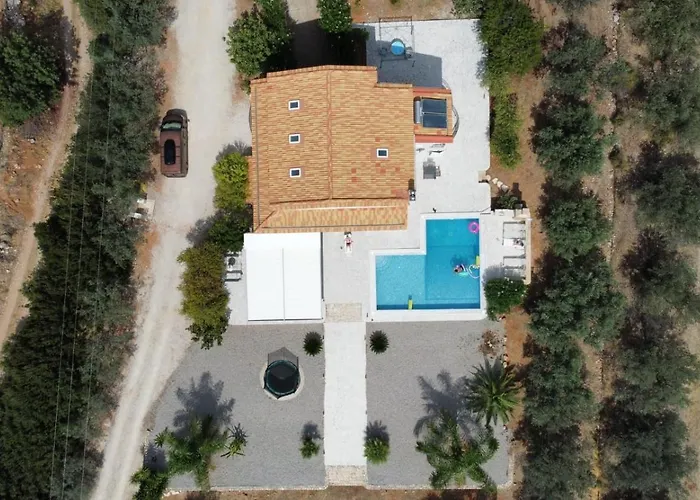 Luxe Livadia, 10 Personen *