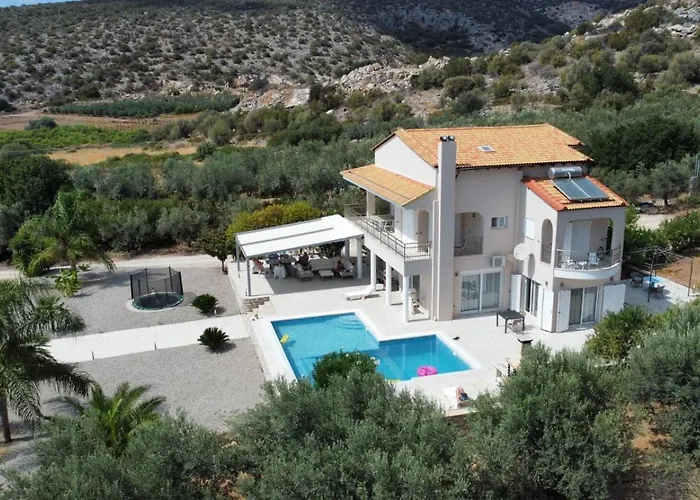 Luxe Livadia, 10 Personen Villa *