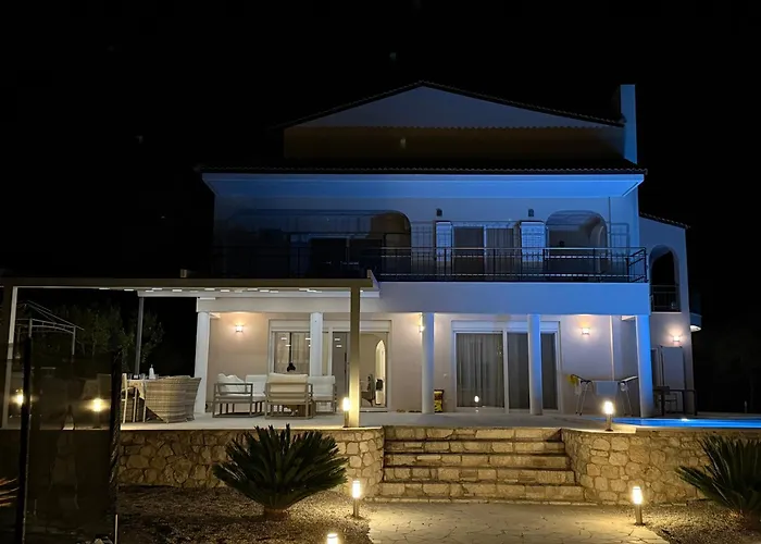 Luxe Livadia, 10 Personen Vila Kandia