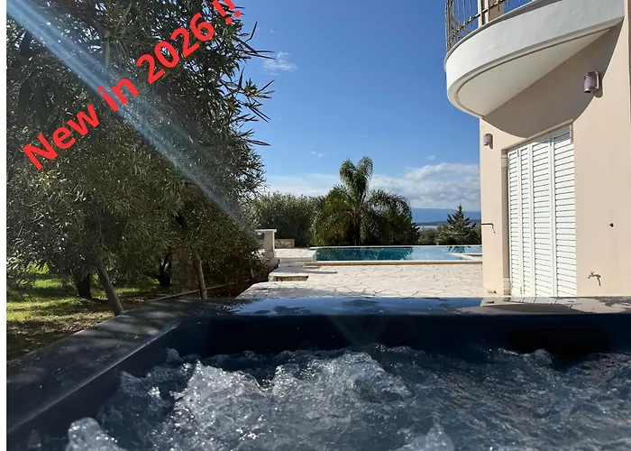 Vila Luxe Livadia, 10 Personen