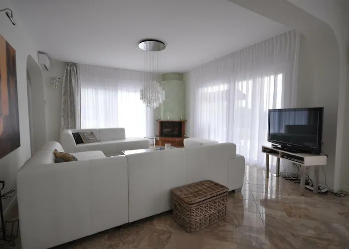 Luxe Livadia, 10 Personen *